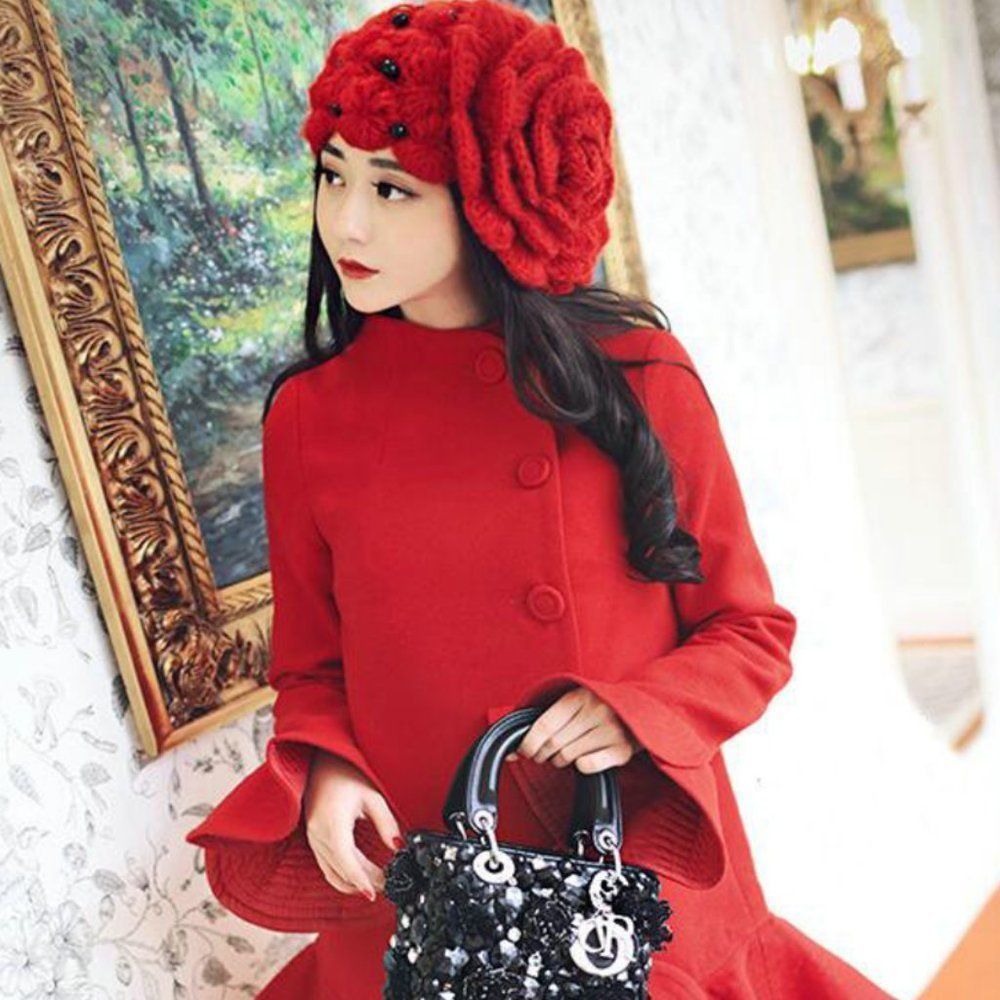 Rosa Donna Floral Crochet Hat - Picture 3 of 6